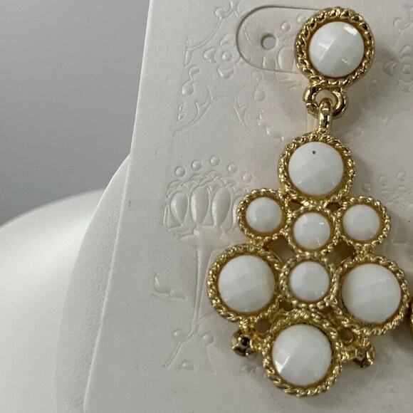 Opal Pearl Stone Gold-Tone Earrings Chandelier Drop Screw Back Fashion Jewelry - Picture 3 of 8